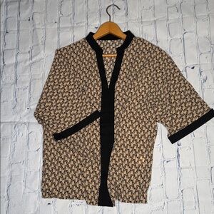 Black and Cream Patterned Blouse